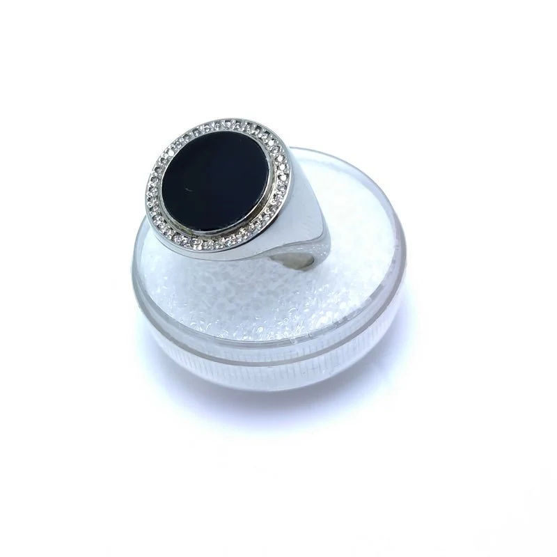 Mens-Ring-with-Black-Onyx-.-925-Silver1.webp