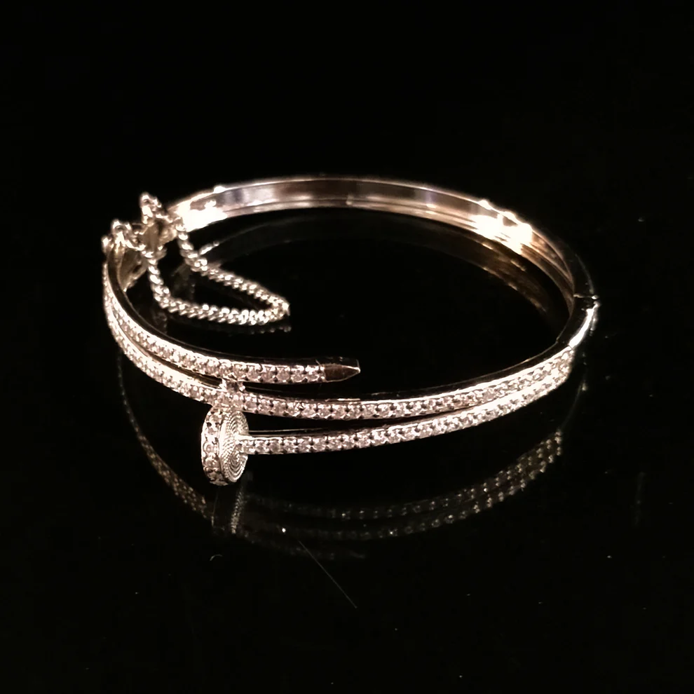 Nail-Bracelet1.webp