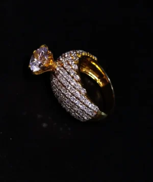 Gold-Plated-Solitaire-Ring-With-premium-quality-of-zircons-925-Silver2.webp