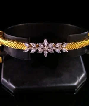 Openable-Gold-plated-bracelet-925-Silver1.webp