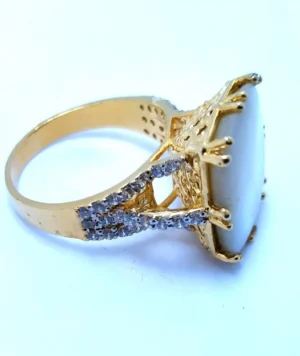 Silver-Ring-with-Super-Quality-Mother-of-Pearl-and-Zircons.-925-Silver3.webp